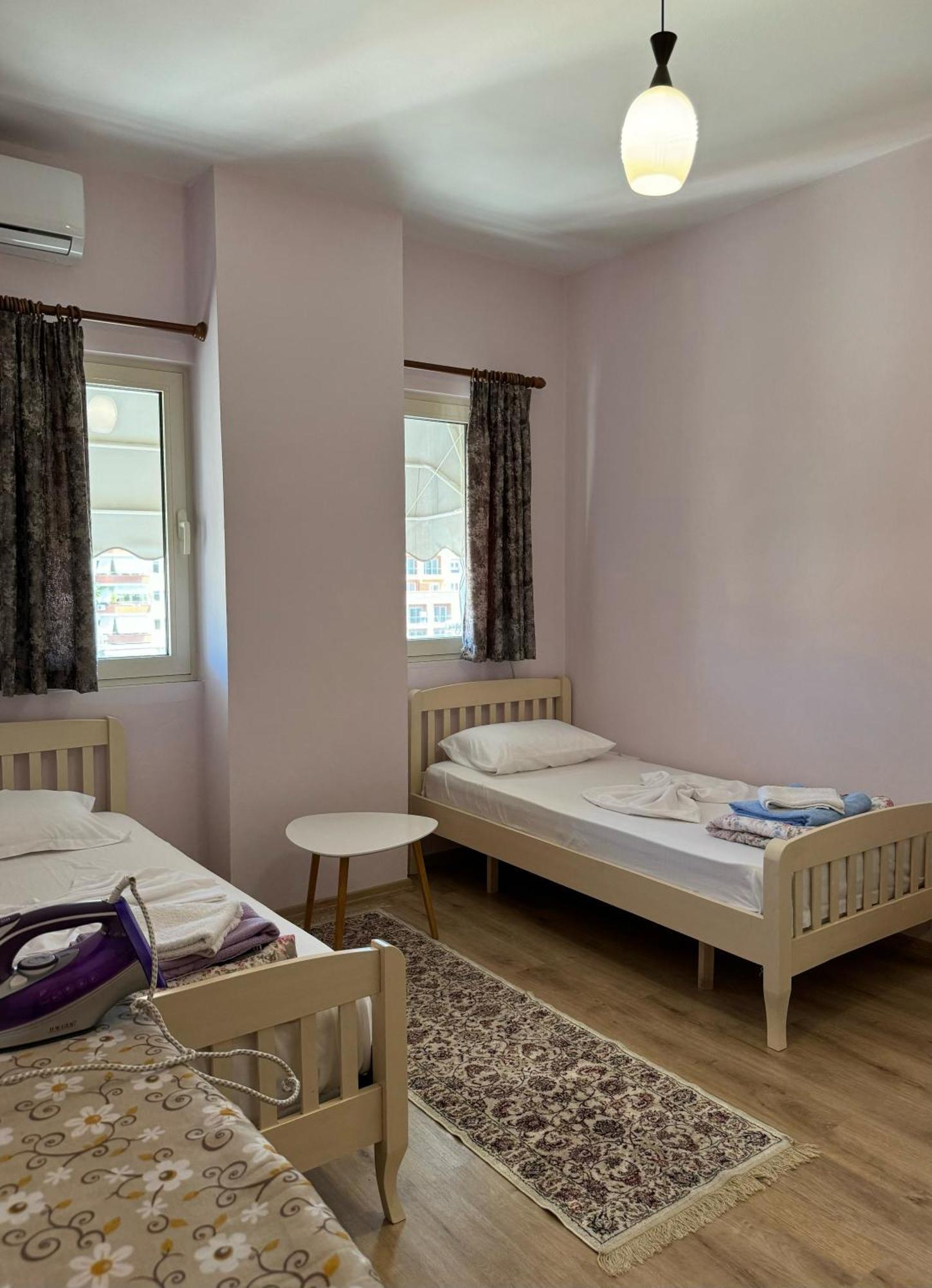 Era'S Apartment Tirana Extérieur photo