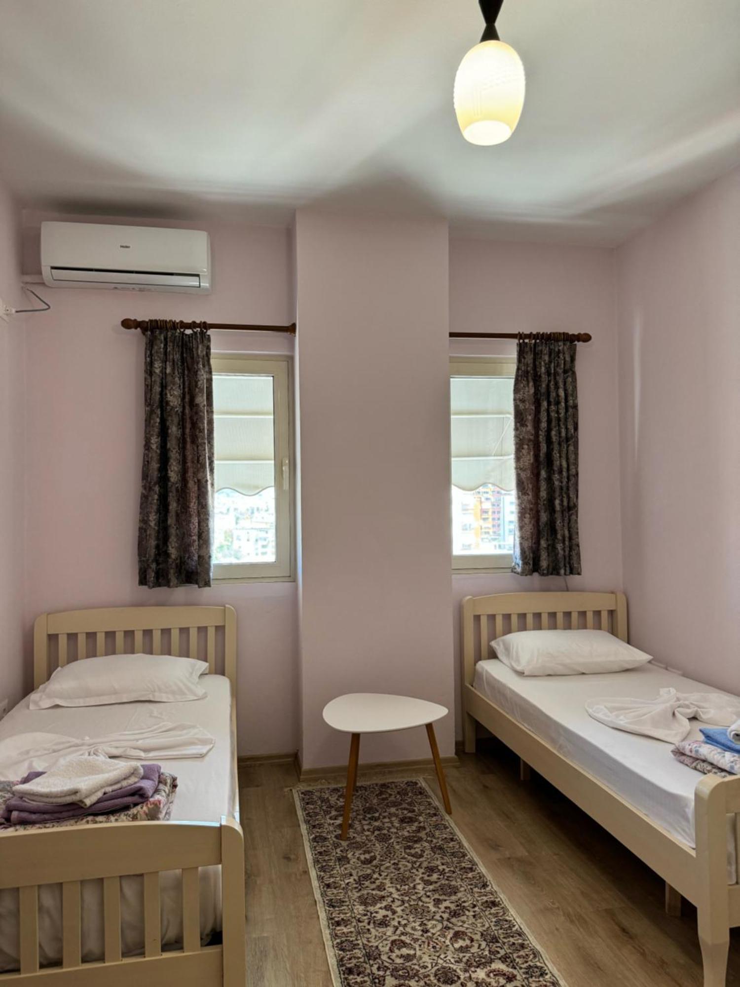 Era'S Apartment Tirana Extérieur photo