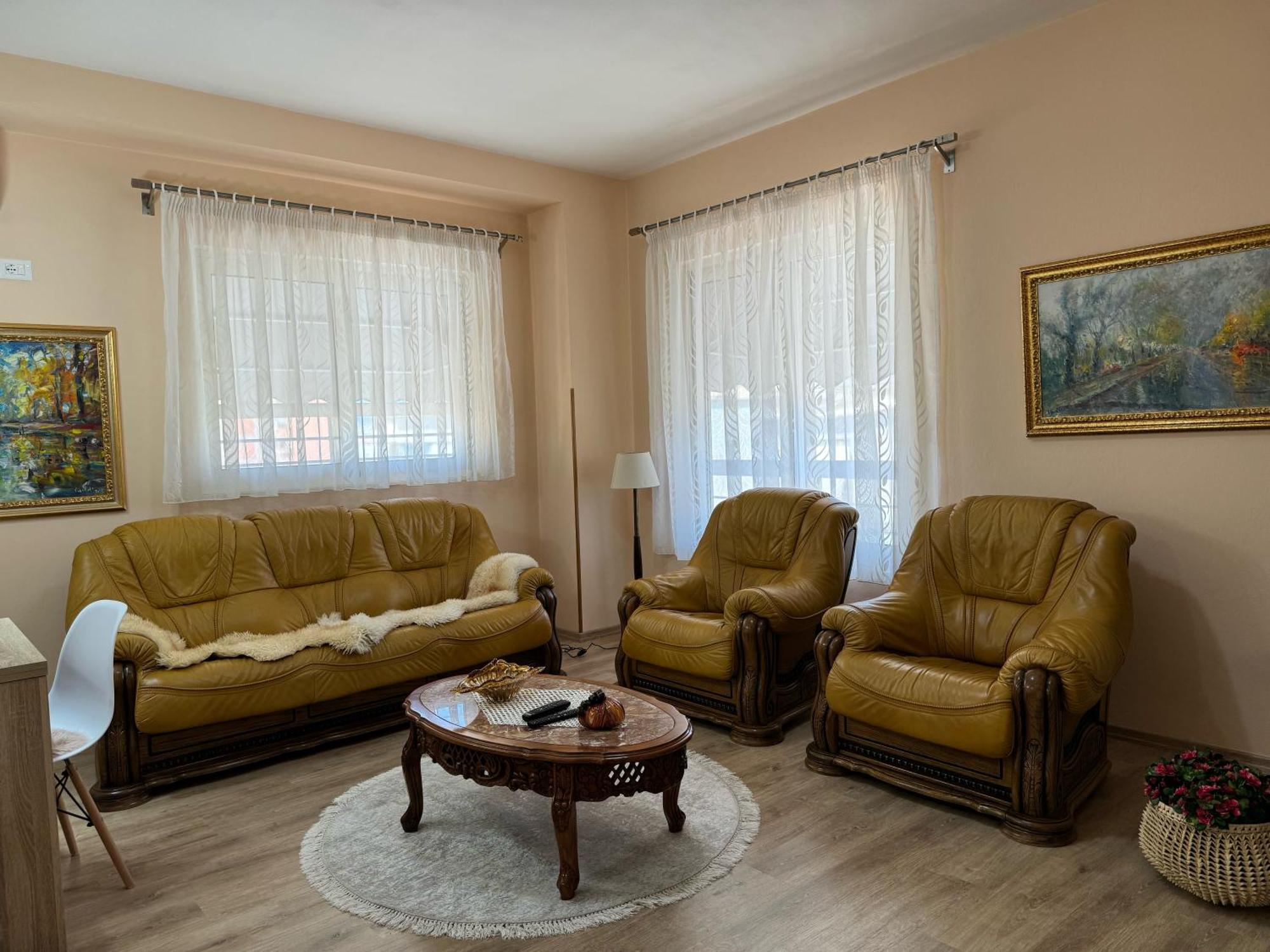 Era'S Apartment Tirana Extérieur photo