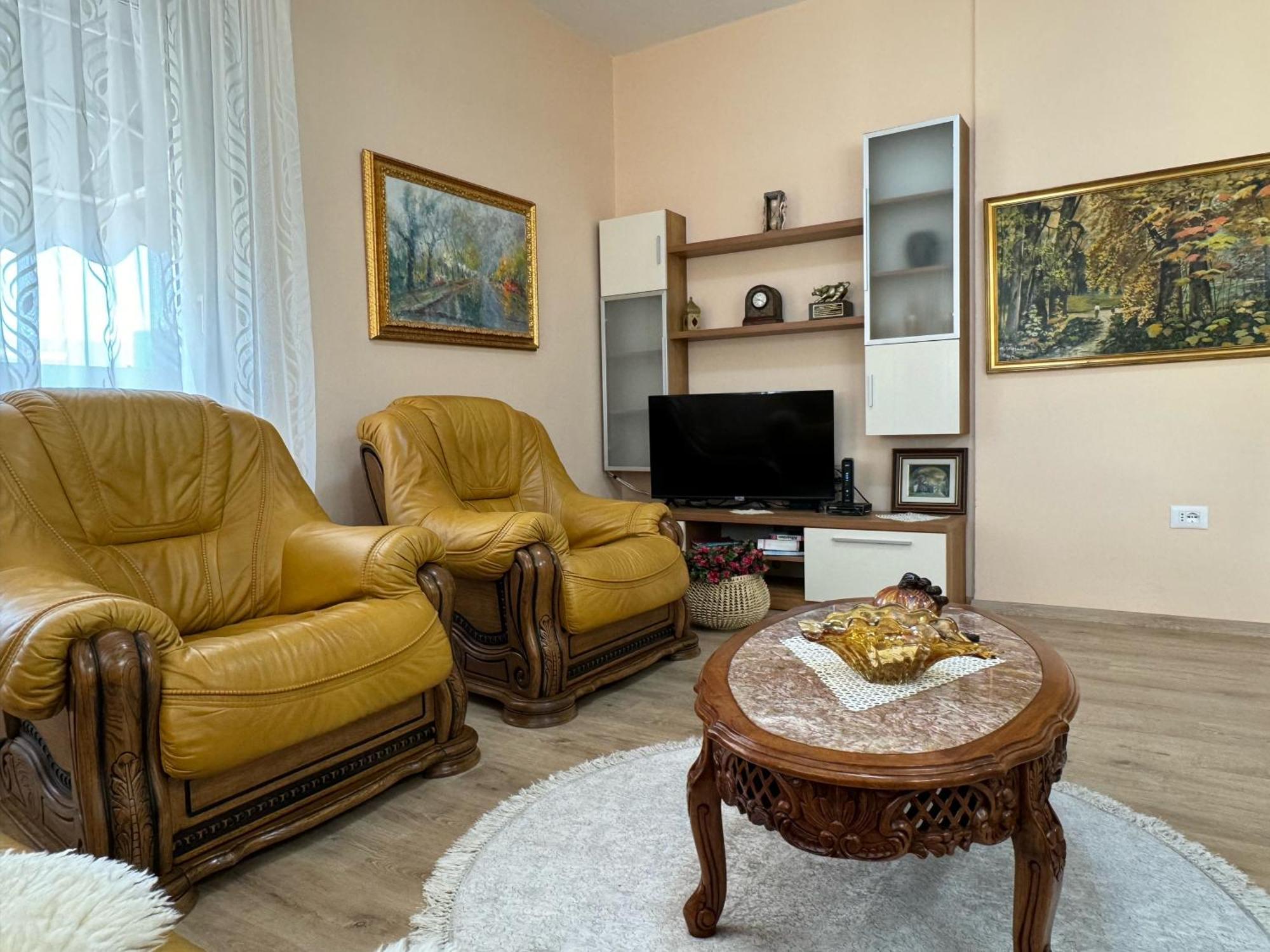 Era'S Apartment Tirana Extérieur photo